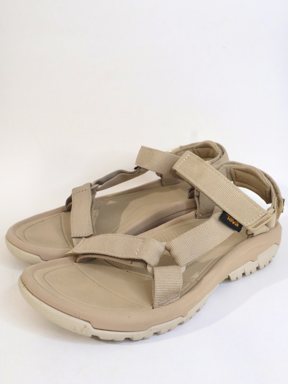 Teva Hurricane XLT2 sport sandals in the popular monochrome Sesame colorway S8